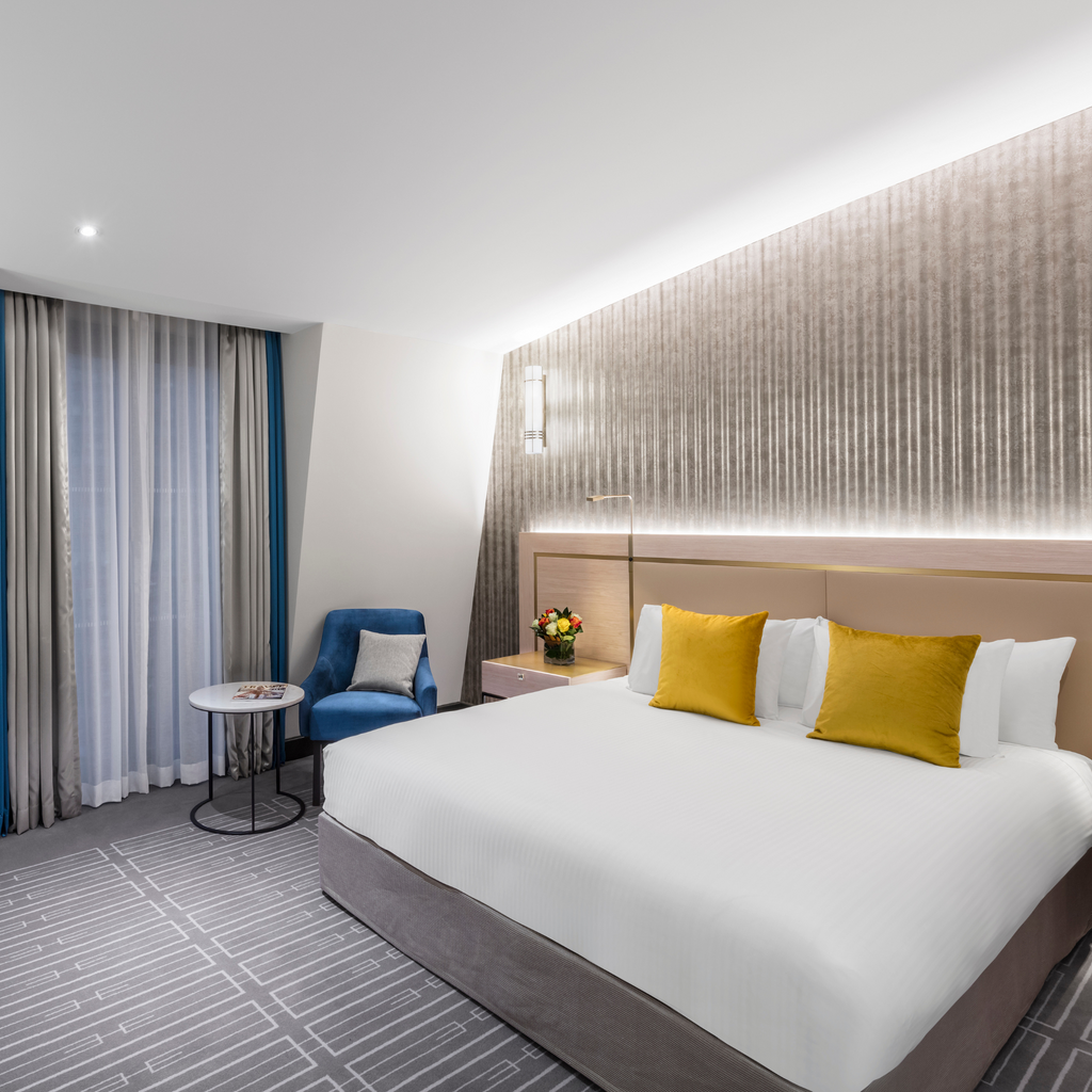 Deluxe Balcony Escape with Breakfast for Two