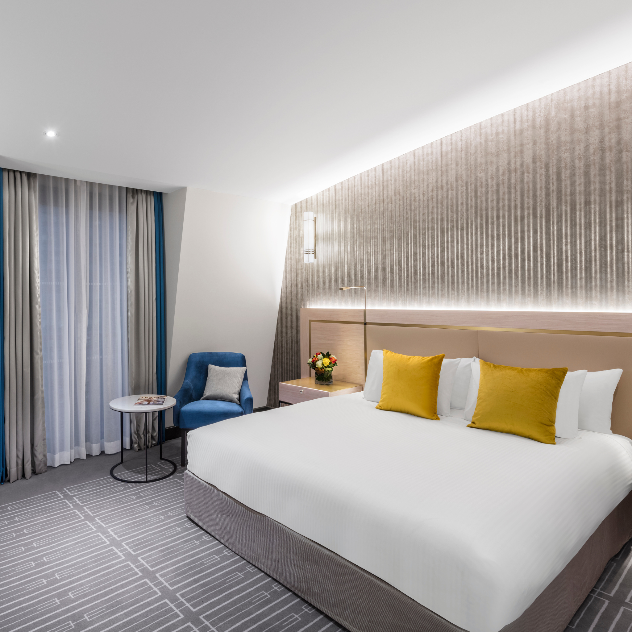 Deluxe Balcony Escape with Breakfast for Two